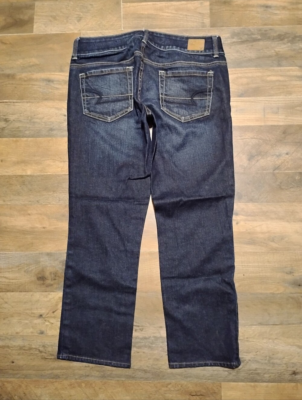 American Eagle Outfitters Artist Crop Dark Wash Jeans Women's Size: 8 - Picture 3 of 4